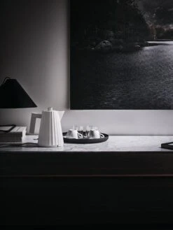 Alessi Plissé Electric Kettle 1 L, White -Kitchenware Store 0009 MDL06 1 Amb2 A4 3500pxl