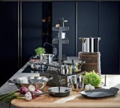 Kitchenware Store -Kitchenware Store 0030 PU100 amb1 crop A4 3500pxl 4