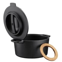 Fiskars Norden Cast Iron Pot 4 L 12 Fiskars Norden Cast Iron Pot 4 L -Kitchenware Store 1026565 Fiskars Norden cast iron casserole 4L Lid open 1
