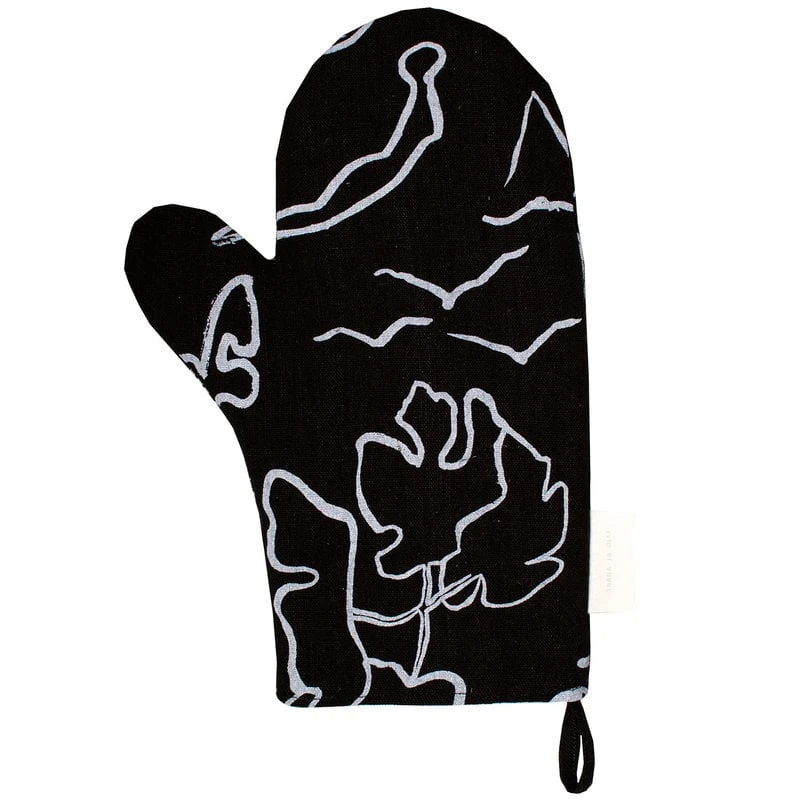 Saana Ja Olli Onnenmaa Oven Mitten, Black 3 Saana Ja Olli Onnenmaa Oven Mitten, Black