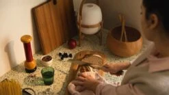 Hanna Saari Halikko Cutting Board, XL, Elm 7 Hanna Saari Halikko Cutting Board, XL, Elm -Kitchenware Store 2021 09 30 FDS Valmiit VVV 16