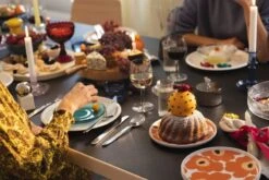 Valerie_objects Salt Mill, White 11 Valerie_objects Salt Mill, White -Kitchenware Store 2021 09 30 FDS Valmiit VVV 22 1