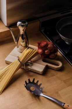 Hanna Saari Halikko Cutting Board, Small, Ash -Kitchenware Store 3 pastaa helmikuu 23 1