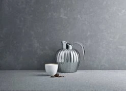 Georg Jensen Bernadotte Thermo Jug 0,8 L -Kitchenware Store 3583606 Label