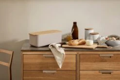 Eva Solo Bread Bin, Sand -Kitchenware Store 520361 Eva Solo Bread bin sand