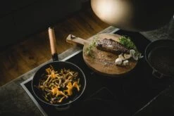 Fiskars Norden Cast Iron Frying Pan, 28 Cm -Kitchenware Store 86Fiskars AK