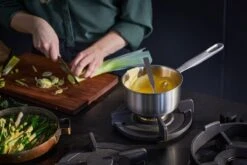 Fiskars All Steel Sauce Pan, 1,5 L 13 Fiskars All Steel Sauce Pan, 1,5 L -Kitchenware Store FI Fiskars All Steel Sauce pan 15L Environment 01