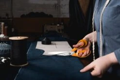 Fiskars Classic Professional Scissors, 25 Cm 9 Fiskars Classic Professional Scissors, 25 Cm -Kitchenware Store Fiskars Action Classic Dressmaking Scissors 25cm 1005151 01