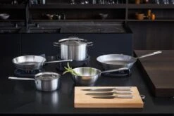 Fiskars All Steel Small Chef Knife -Kitchenware Store Fiskars All Steel group Environment 01 3