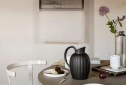 Georg Jensen Bernadotte Thermo Jug, 1 L, Midnight Black -Kitchenware Store GJ AW22 Bernadotte Thermo Jug IMERCO