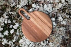 Hanna Saari Halikko Cutting Board, Round, Elm 11 Hanna Saari Halikko Cutting Board, Round, Elm -Kitchenware Store Halikko Jalava 24 C