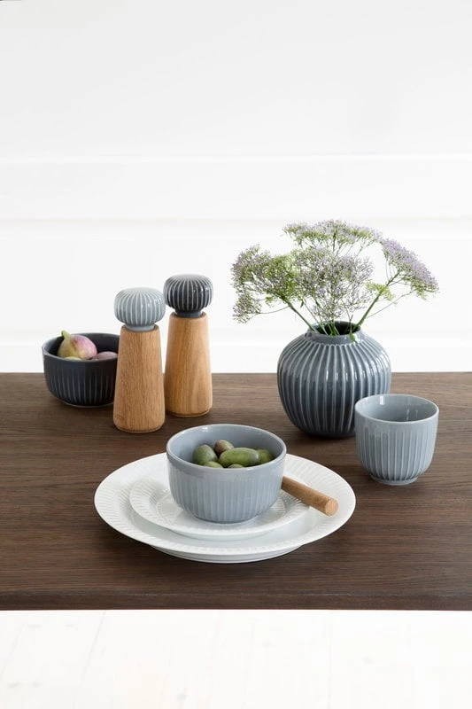 Kähler Hammershøi Grinder, 17,5 Cm, Anthracite 5 Kähler Hammershøi Grinder, 17,5 Cm, Anthracite - Image 3