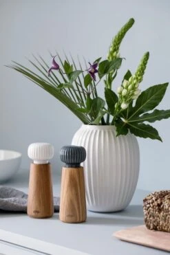 Kähler Hammershøi Grinder, 17,5 Cm, White -Kitchenware Store Hammersh i3