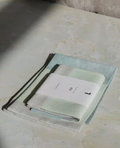 Lokal Helsinki Ilo Kitchen Towel, Korpi -Kitchenware Store ILO lokalkollektion lokalhelsinki2022 2