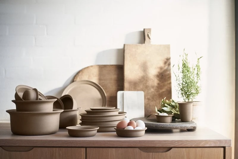 FDB Møbler V26 Ildpot Deep Dish, Round, Large 4 FDB Møbler V26 Ildpot Deep Dish, Round, Large - Image 2