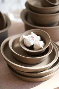 FDB Møbler V26 Ildpot Deep Dish, Round, Large 10 FDB Møbler V26 Ildpot Deep Dish, Round, Large -Kitchenware Store Ildpot28629 high 2