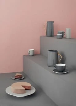 Stelton Emma Vacuum Jug, Dark Grey -Kitchenware Store LS Emma 2016 1 2