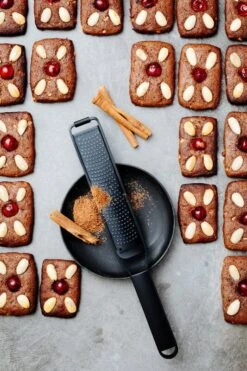 Microplane Black Sheep Series Zester Grater -Kitchenware Store Microplane Black Sheep 43020 Zester Gingerbread 07