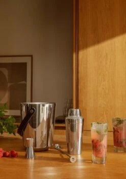 Rosendahl Grand Cru Jigger -Kitchenware Store ROS 18730 18731 18732 18733 25354 02