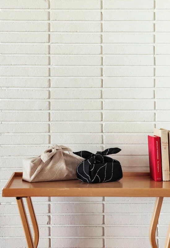 Saana Ja Olli Rakkauden Meri Tea Towel/place Mat, Black - White 4 Saana Ja Olli Rakkauden Meri Tea Towel/place Mat, Black - White - Image 2