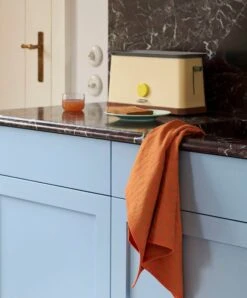 HAY Sowden Toaster, Yellow 13 HAY Sowden Toaster, Yellow -Kitchenware Store Sowden Toaster EU yellow Tea Towel SB Set of 2 No 2 marker diamond