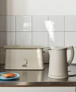 HAY Sowden Toaster, Grey 11 HAY Sowden Toaster, Grey -Kitchenware Store Sowden Toaster EU grey Sowden Kettle EU grey