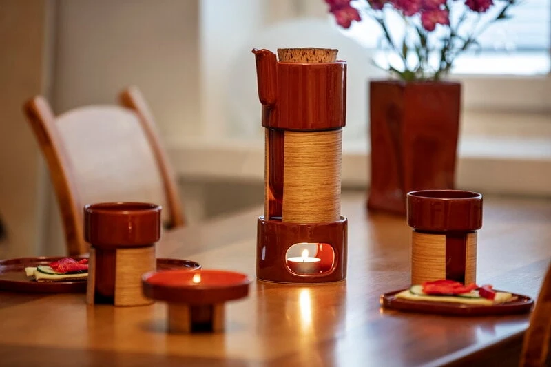 Tonfisk Design Warm Teapot Warmer, Brown 4 Tonfisk Design Warm Teapot Warmer, Brown - Image 2