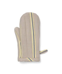 Ferm LIVING Hale Oven Mitt, Oyster - Lemon - Bright Blue 8 Ferm LIVING Hale Oven Mitt, Oyster - Lemon - Bright Blue -Kitchenware Store fermLIVING SS22 HaleOvenMitt Oyster Lemon BrightBlue 1104265368 pack 1