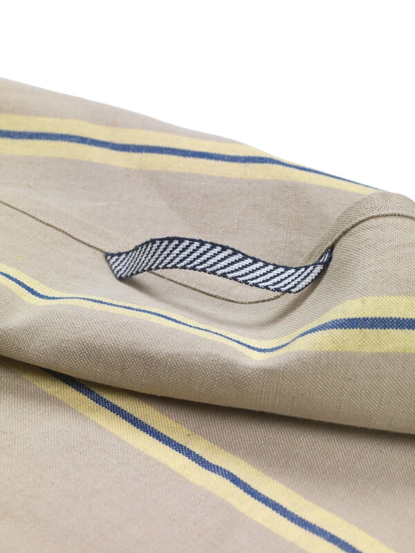 Ferm LIVING Hale Tea Towel, Oyster - Lemon - Bright Blue 6 Ferm LIVING Hale Tea Towel, Oyster - Lemon - Bright Blue - Image 4