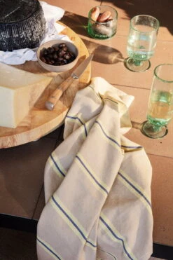 Ferm LIVING Hale Tea Towel, Oyster - Lemon - Bright Blue 12 Ferm LIVING Hale Tea Towel, Oyster - Lemon - Bright Blue -Kitchenware Store fermLIVING SS22 HaleTeaTowel OysterLemonBrightBlue image 1