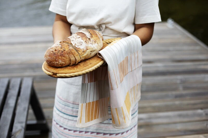 Lapuan Kankurit Sointu Tea Towel, Cinnamon - Cloudberry - Rose 4 Lapuan Kankurit Sointu Tea Towel, Cinnamon - Cloudberry - Rose - Image 2