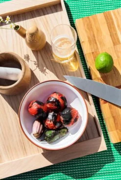 Normann Copenhagen Craft Mortar And Pestle, White 9 Normann Copenhagen Craft Mortar And Pestle, White -Kitchenware Store taco Ruoka9